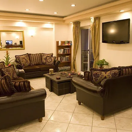Archontiki Hotell 3*