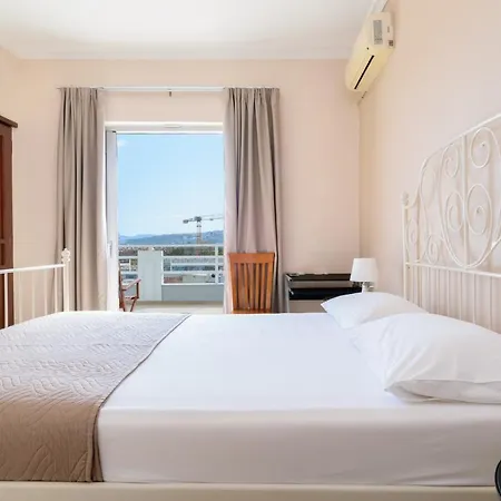 Szálloda Archontiki 3*