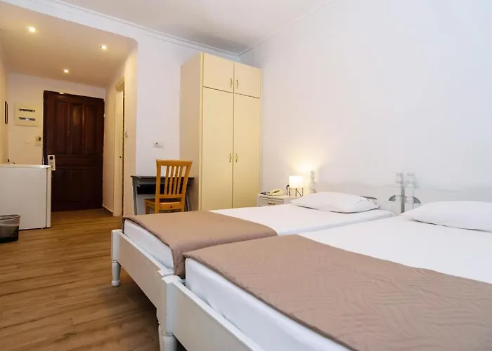 Archontiki Hriszí Aktí Haniá